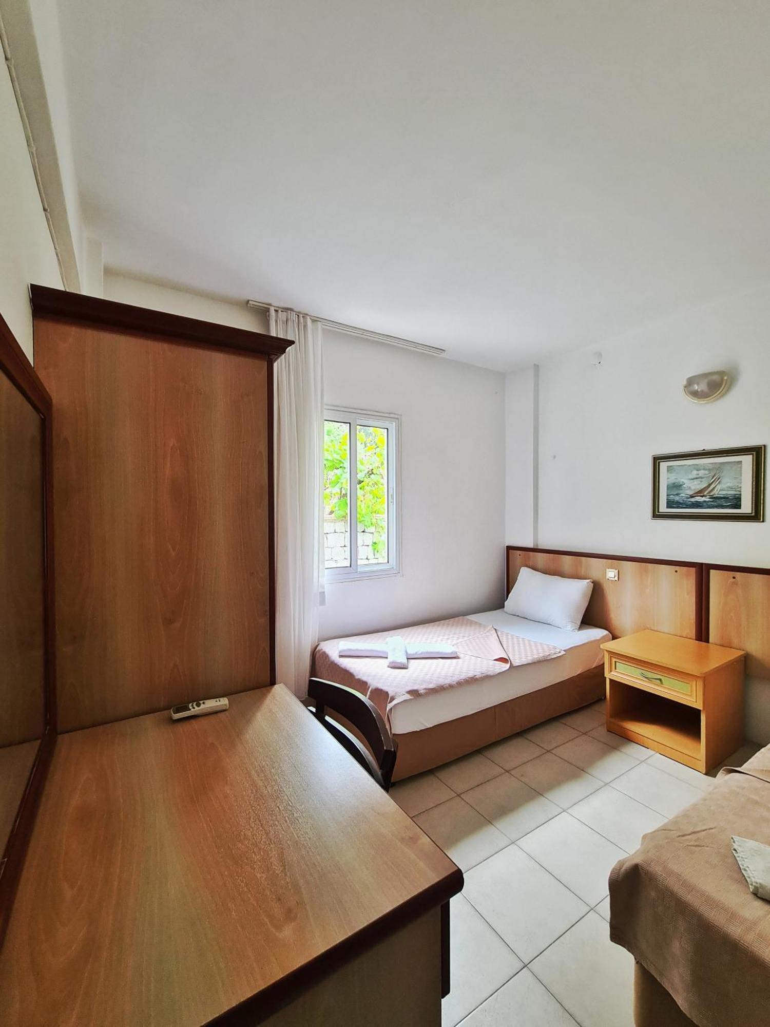 Fora Apart Otel Кешме Экстерьер фото